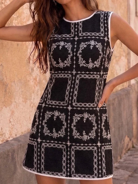 Commense Dresses & Skirts - Commense Linen Blend Black Embroidered Sleeveless Shift Dress Medium NWT